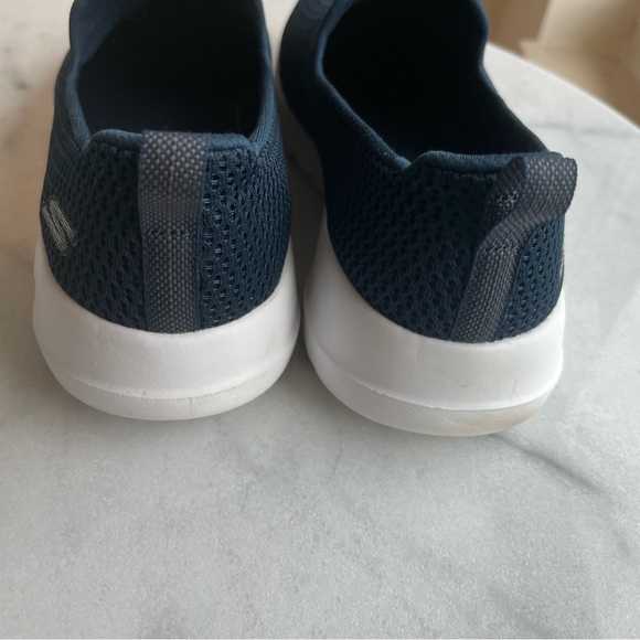 Skechers Women's Size 7 Go Walk Max Gen 5 Navy Blue Slip On Shoes Goga Insole - Picture 14 of 14